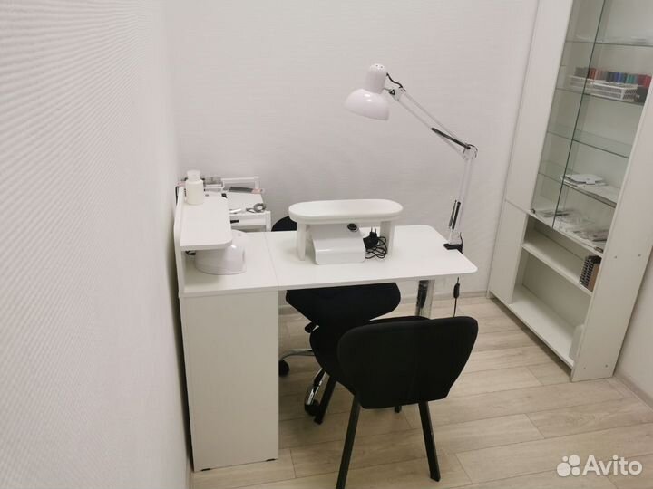 Аренда рабочего места мастера маникюра