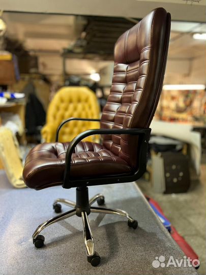 Кресло офисное