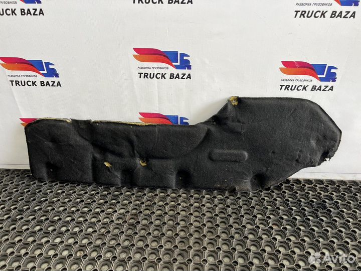 Шумоизоляция двигателя правая