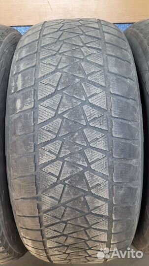 Bridgestone Blizzak DM-V2 275/55 R20 117T