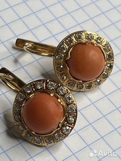 Золотые серьги с кораллом винтаж