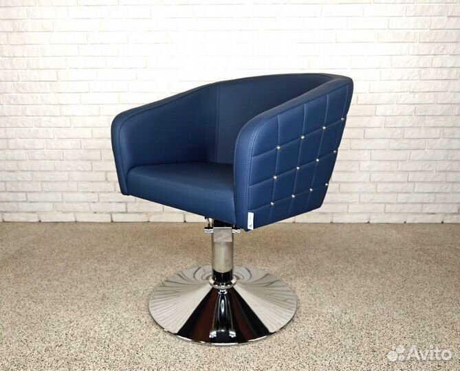 Парикмахерское кресло blue DL-3514