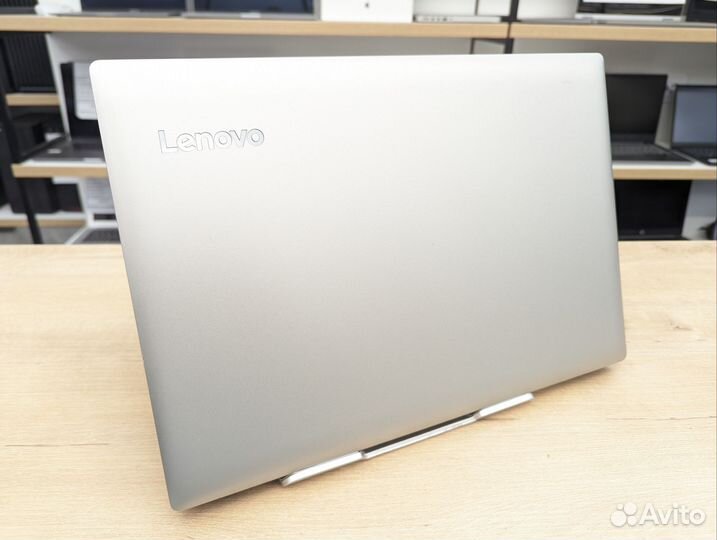 Ноутбук Lenovo/Core i3+8gb/SSD 256gb