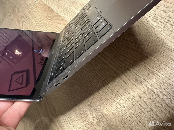 MacBook pro 13 i5 2018