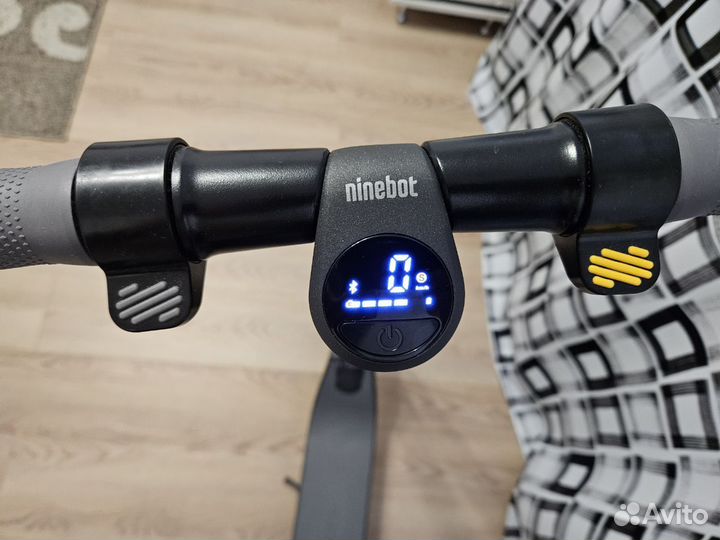 Электросамокат Ninebot E25