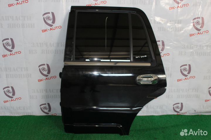 Дверь задняя левая на Lincoln Navigator 2