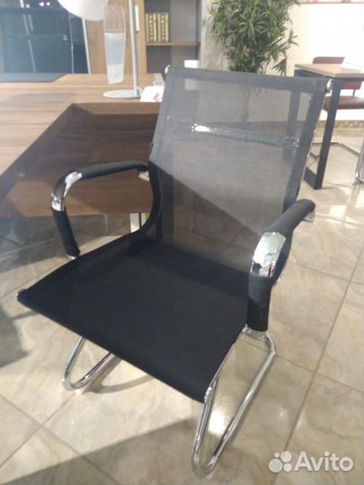 Кресло для переговоров