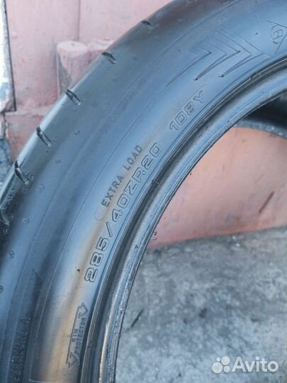 Dunlop SP Sport Maxx RT 2 255/45 R20 и 285/40 R20 108Y
