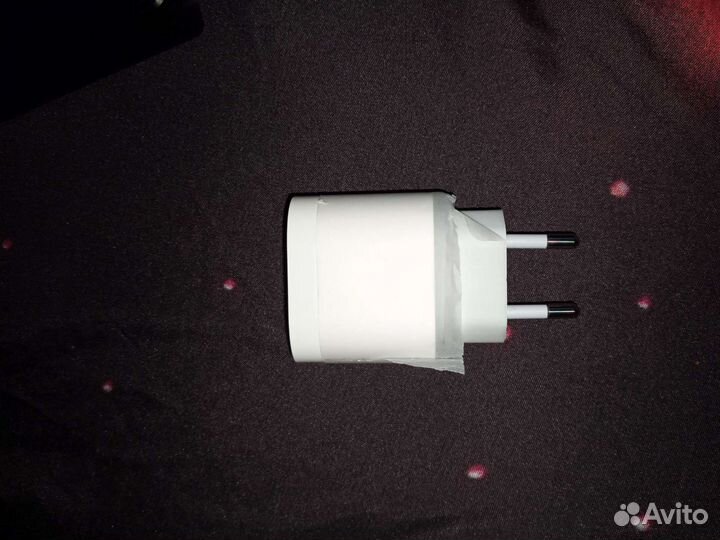 Зарядка на iPhone блок