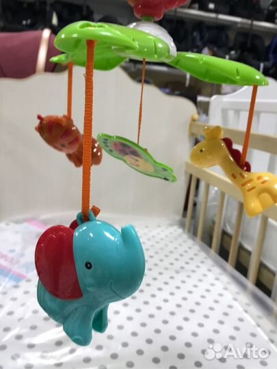 Музыкальная карусель для кроватки 