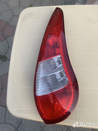 LADA kalina задняя фара хэтчбэк 2009