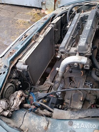 Основной радиатор Сааб 9000