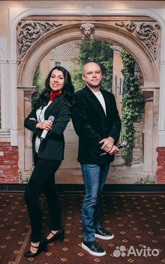 Ведущая и Диджей вокалист