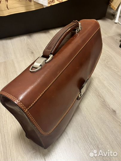 Мужской кожаный портфель