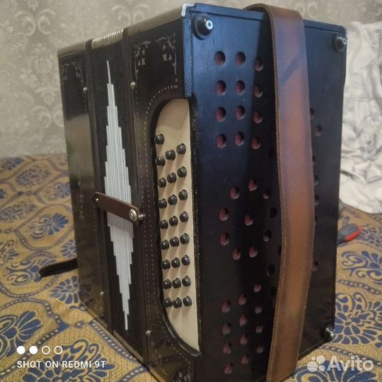 Гармонь тульская
