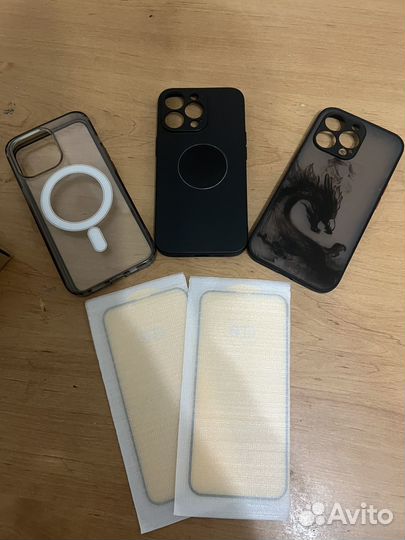 Чехол и стекло на iPhone 13 pro