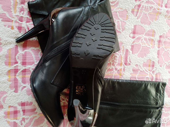 Сапоги женские,чистая кожа новые