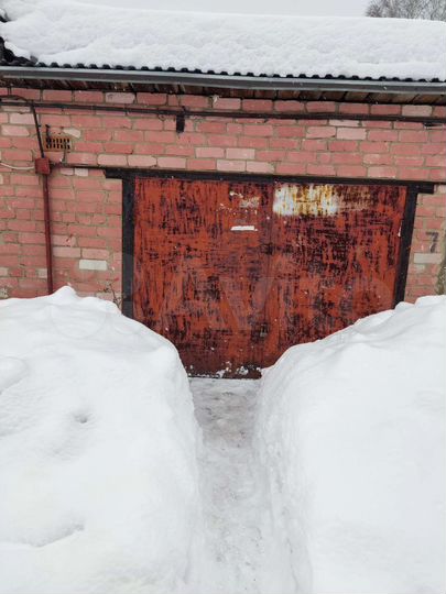 Гараж, > 30 м²