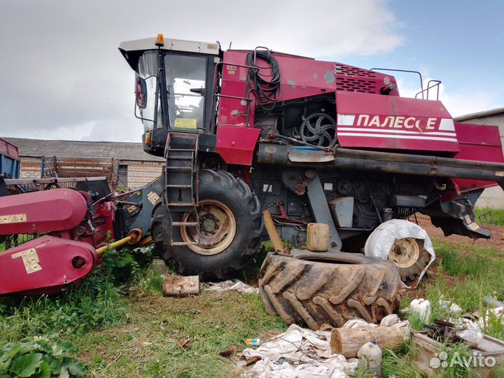 Комбайн Гомсельмаш КЗС-812 (Палессе GS812), 2013