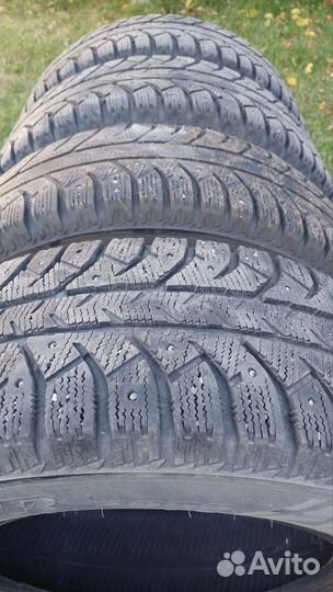 Bridgestone Ice Cruiser 7000 205/65 R15 94T