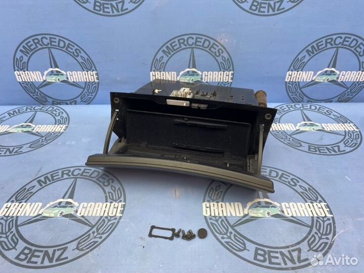 Бардачок Mercedes-Benz S-Class W220 113.960 5.0