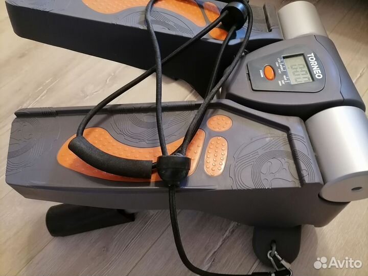 Тренажер степпер поворотный torneo c эспандером