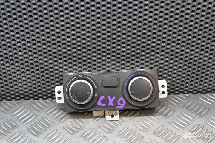 Блок управления климатической установкой Mazda CX