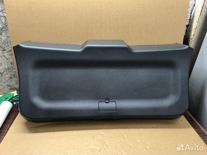 Обшивка крышки багажника Exeed VX