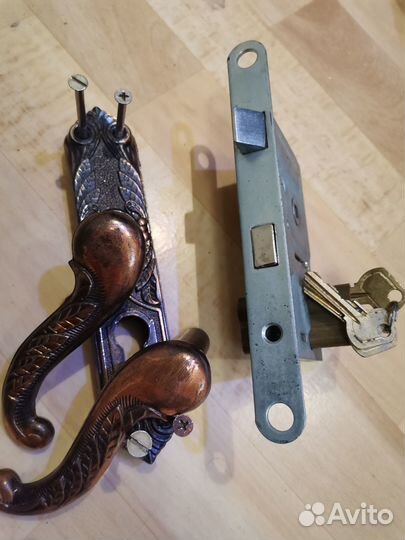 Замки дверные врезные