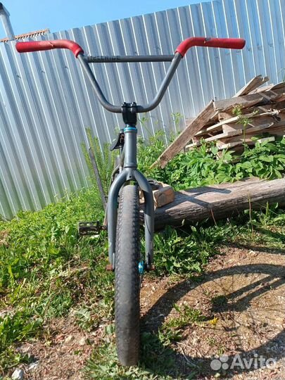 Трюковой велосипед bmx