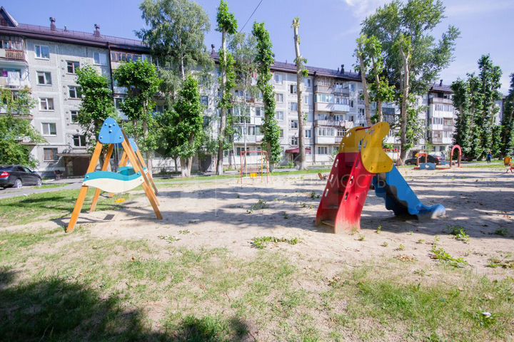 2-к. квартира, 49 м², 2/5 эт.