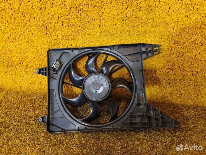 Вентилятор радиатора Renault Logan 1 2004-2015