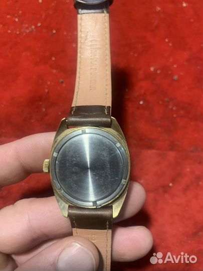 Часы Ракета СССР позолота