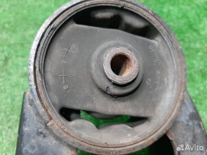 Опора (подушка) двигателя задняя Hyundai Matrix 2