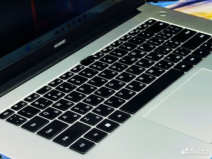 Металлический ультрабук Huawei MateBook D15