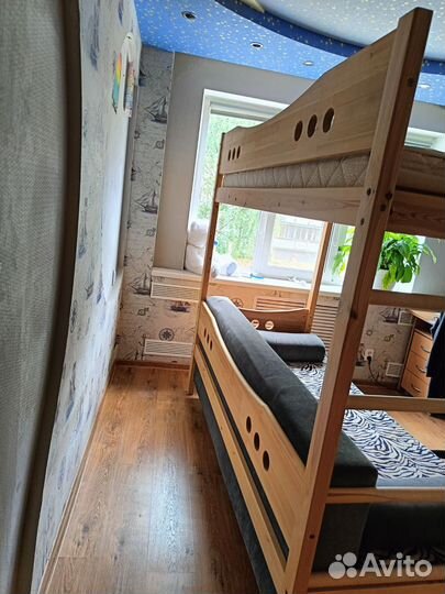 Двухъярусная кровать бу с матрасами