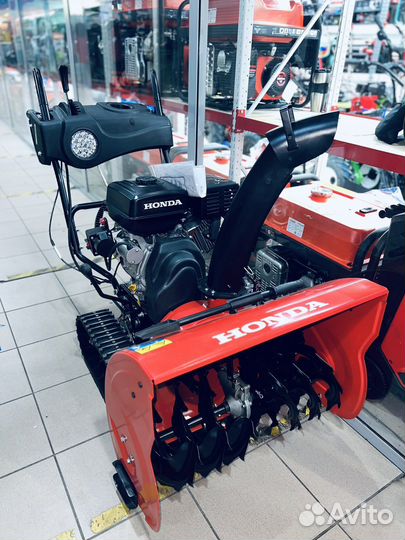 Снегоуборщик Honda HSS GX420 18лс