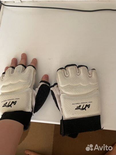 Перчатки для смешанных единоборств