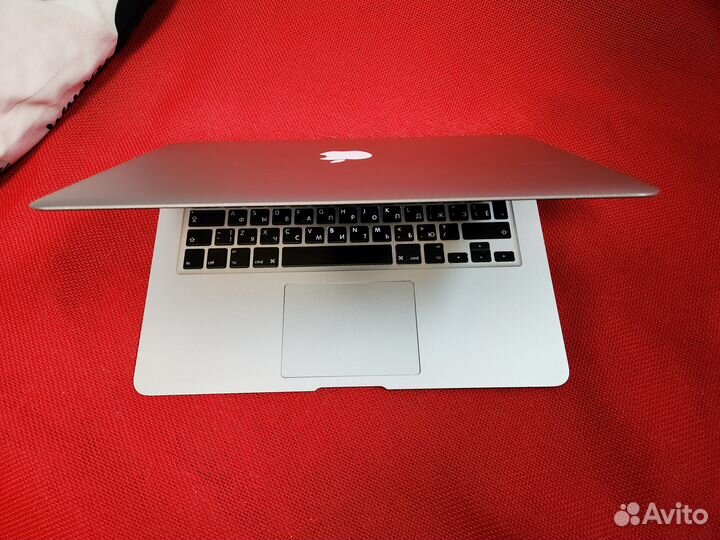 Apple macbook air 13 дюймов, 256 гб a1466 - M108A