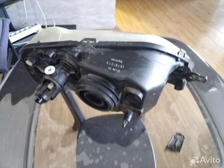 Фара левая Logan I