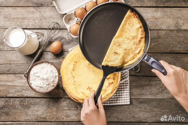 Повар на блины