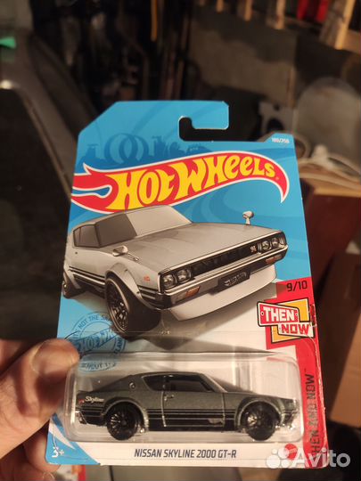 Hot wheels машинки nissan gtr