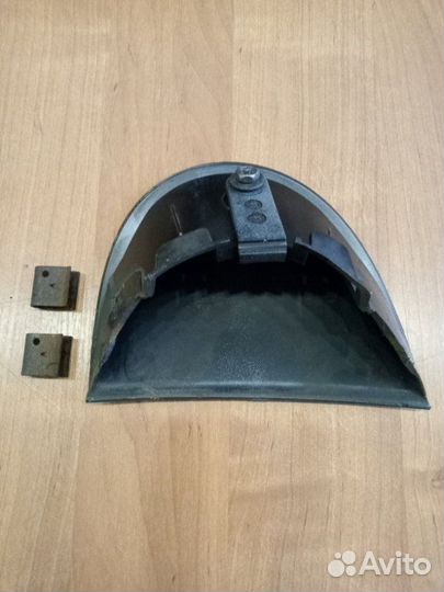 Заглушка заднего бампера на выхлоп левая Honda