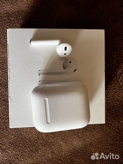 Кейс для зарядки airpods