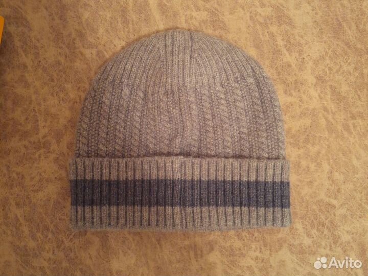 Шапка вязаная шерстяная