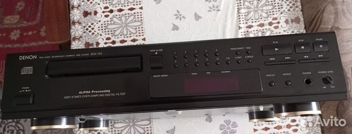Denon DCD-725