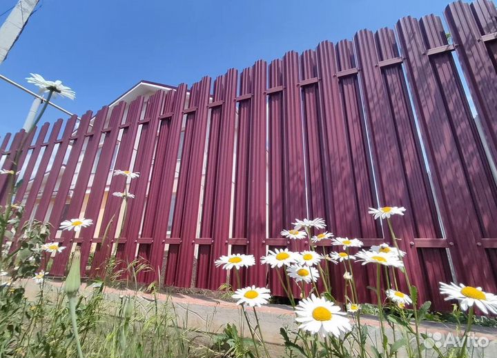 Заборы из штакетника