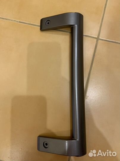 Ручка двери для холодильника LG серебро
