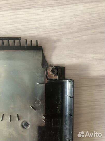 Поддон крышка Lenovo Z500