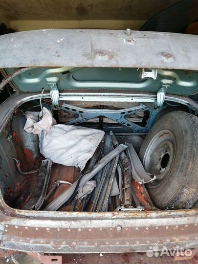 ГАЗ 21 Волга 2.4 МТ, 1961, 100 000 км